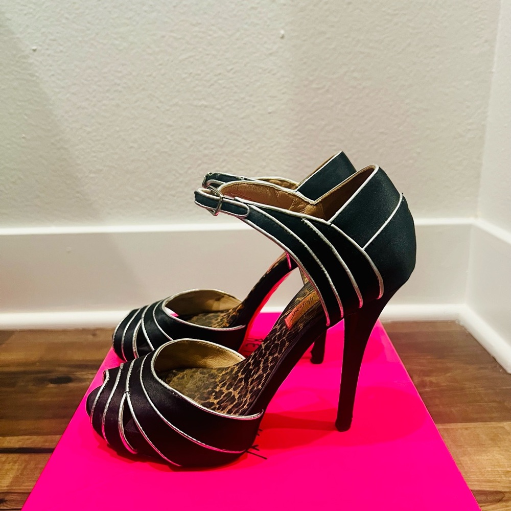 Cute Betsey Johnson heels